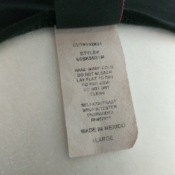 Cowl Neck Geometric Tunic - Picture 6 of 6